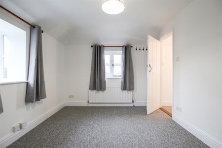 Grange Road, Duxford, Cambridge - Photo 2