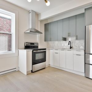 1 Bedroom Unit - 4188 Boulevard Décarie, Montréal - Photo 3