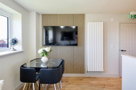 7 bedroom flat to rent - Photo 4