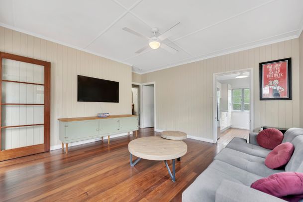 3 Bedroom unit with outdoor entertaining and lush green views! - Photo 1