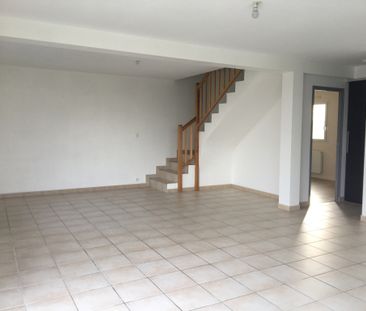 Location Maison 5 pièces 92m² LANGUEUX 22360 - Photo 2