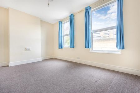 Catford Broadway, Catford, London, SE6 4SN - Photo 4