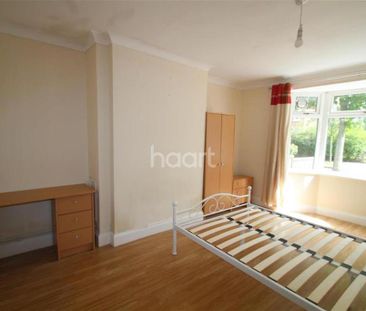 1 bedroom in a house share to rent - Photo 3