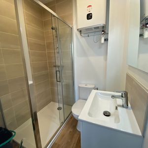 Location Appartement 1 pièce 17m² - Photo 2