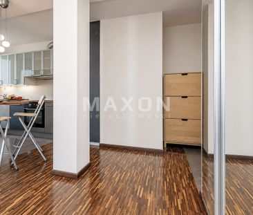 Warszawa, Bielany, Młociny, ul. Encyklopedyczna - Photo 2
