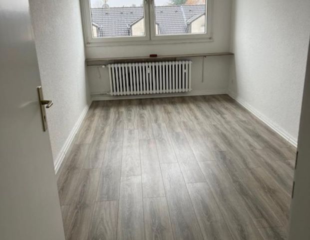 Attraktive 3,5 Zimmer Wohnung im Duisburger Süden-frisch saniert - Foto 1