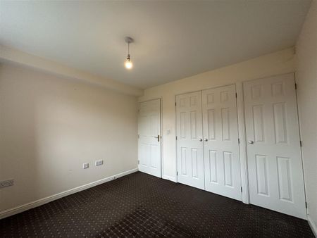 Clarkson Close, Warwickshire, CV11 - Photo 4