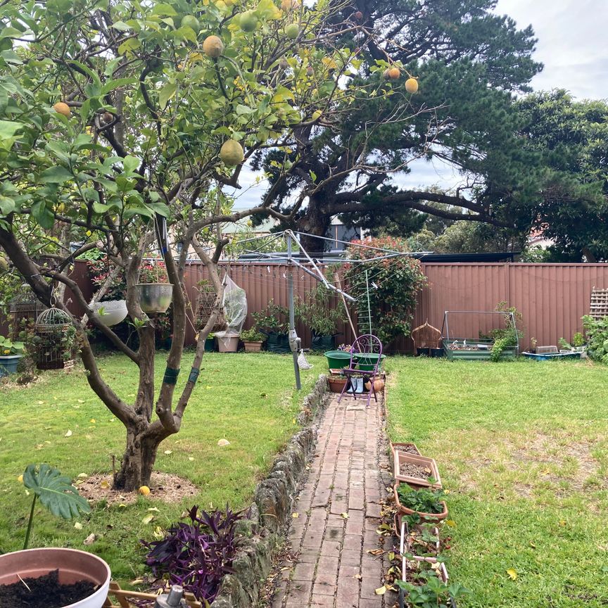 Marrickville - Photo 1