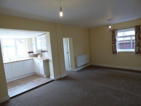 Lowestoft Road, Carlton Colville, Lowestoft - Photo 3