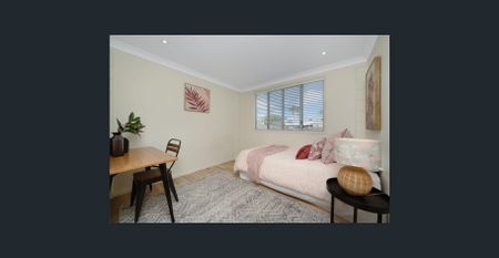 Room to Grow: Expansive 5-Bedroom Living in Wulguru! - Photo 5