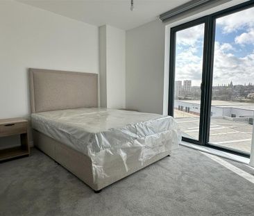 2 bedroom apartment to rent - Photo 6
