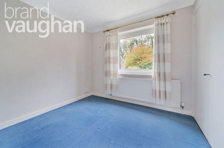 4 bedroom detached house to rent - Photo 3