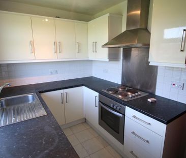 2 bedroom apartment to rent - Photo 2