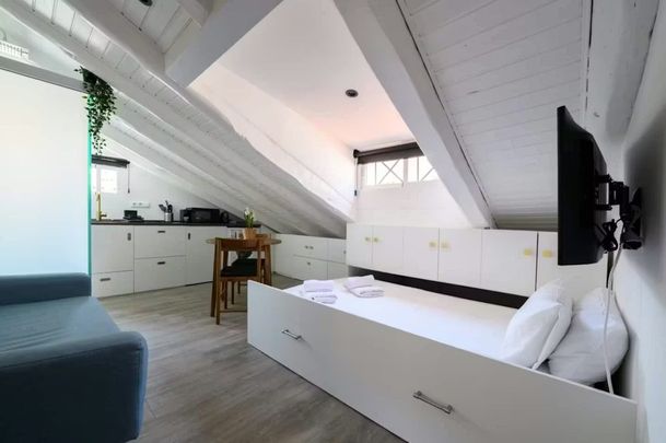 Calle de Jordán, Madrid, Community of Madrid 28010 - Photo 1