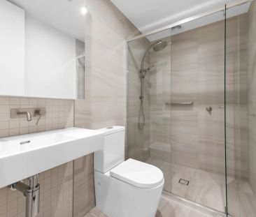 Well-designed and located in prime position - Photo 6