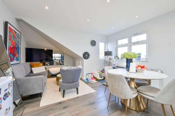 Twyford Avenue, North Ealing, W3 - Photo 1