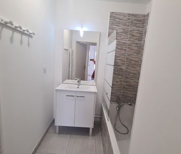 Location Appartement 3 Pièces 67 m² - Photo 6