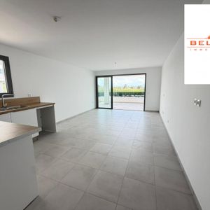 Location Appartement 82.12m² 3 pièces Fort de france - Photo 2