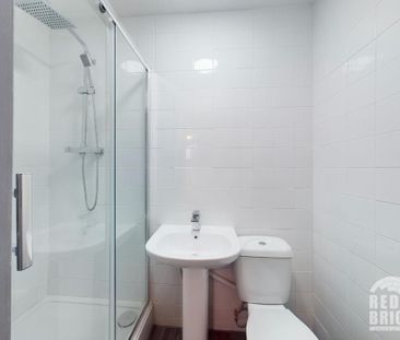 1 bedroom in a house share to rent - Photo 6