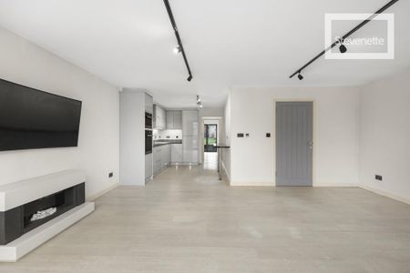 2 bedroom ground floor maisonette to rent - Photo 4