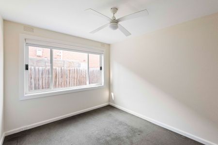 3/4 Lambert Grove, St Kilda East VIC 3183 - Apartment For Rent | Domain - Photo 2