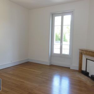 Location Appartement 5 pièces 119m² MACON 71000 - Photo 2