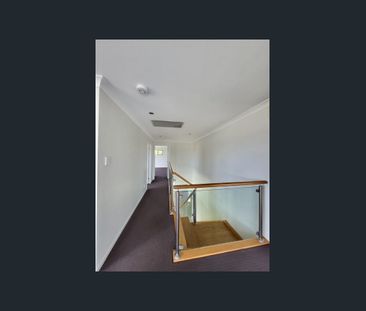 52 McGarry Street, Eight Mile Plains, Qld 4113 - Photo 2