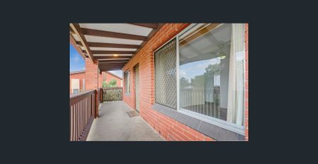 Easy Living in Style - Photo 3