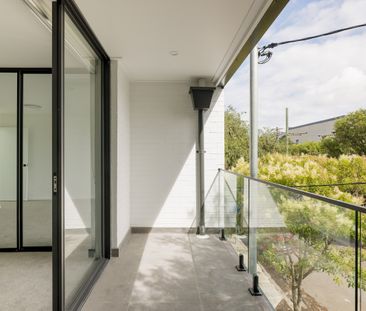 92A Grove Street, St Peters NSW 2044 - Townhouse For Rent | Domain - Photo 1