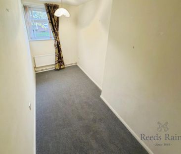 3 bedroom apartment to rent - Photo 4