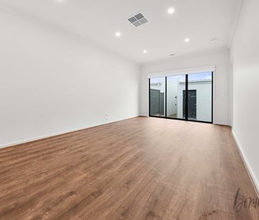 Brand New Home In Mickleham !!!! - Photo 2