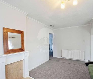 Green Lane, Uxbridge, UB8 - Photo 2