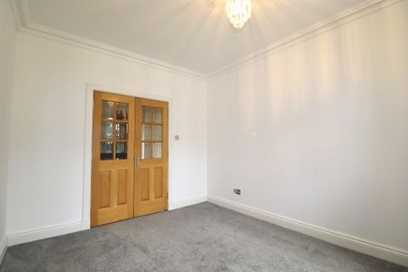 5 bedroom detached house to rent - Photo 3