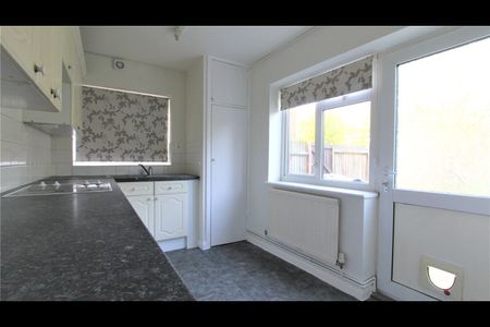 2 Bed Maisonette, Courtfield Avenue, HA1 - Photo 3