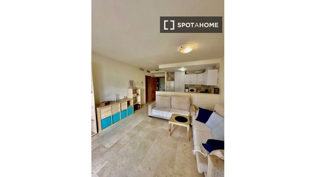 1 room luxury Flat for rent in Torremolinos, Andalusia - Photo 1