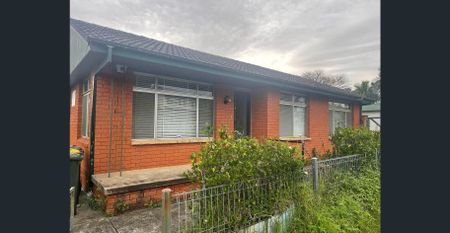 Walking Distance from Minto Train Station. - Photo 4