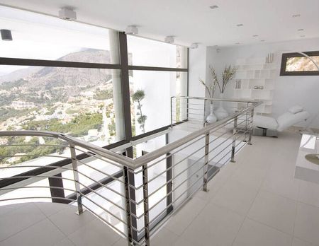 For rent this luxury design villa in Altea Hills. - Photo 4