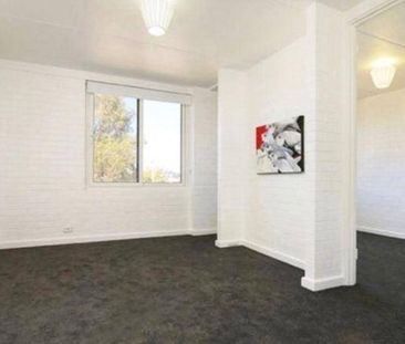 EXPERIENCE A COZY AND QUIET LIFESTYLE IN THE HEART OF NORTH PERTH - Photo 5