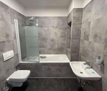 Neu! ✨Großzügige 3-Raum-Wohnung mit Balkon und EBK - Photo 6