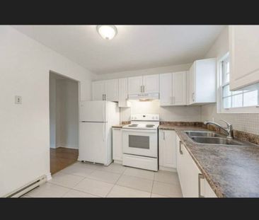 For Lease - 178 Westcourt Place Unit# 38, Waterloo, Ontario - Photo 1
