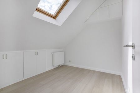 Stijlvol gerenoveerde woning met 2 slpk. - Foto 2