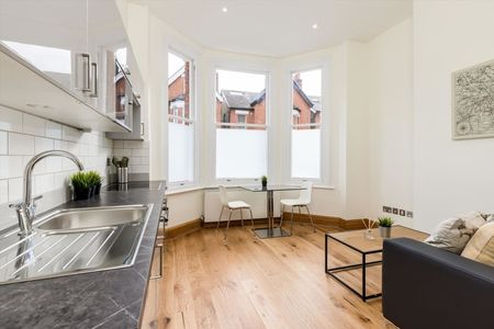 1 Bed Flat, St Johns Road, TW9 - Photo 5