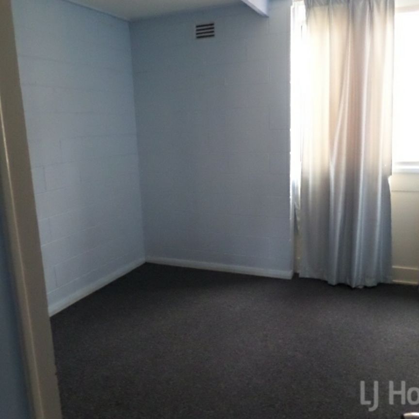 Single Level 2 Bedroom Unit - Photo 1