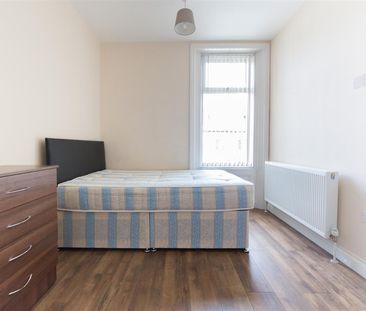 4 bed maisonette to rent in Holly Avenue, Jesmond, NE2 - Photo 5