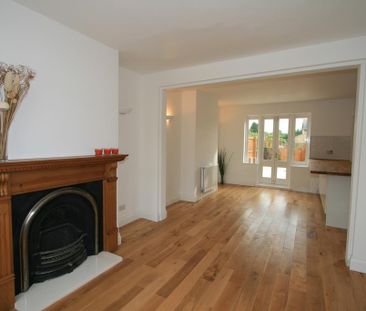 3 bedroom semi-detached house to rent - Photo 6