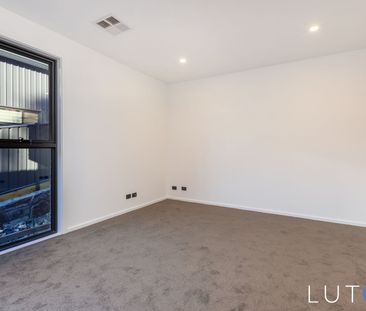 7 Cygnet Crescent, Red Hill ACT 2603 - House For Rent | Domain - Photo 5