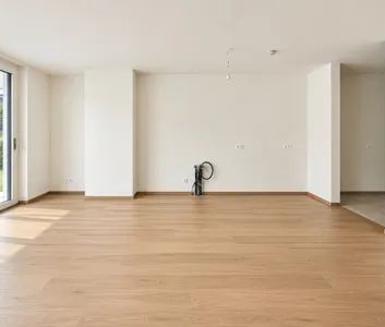 EINZIGARTIGE MIETWOHNUNG, Gartenresidenz in Döbling: 4-Zimmer, 260 m² private Grünfläche & 60 m² Sonnenterrasse - Photo 3