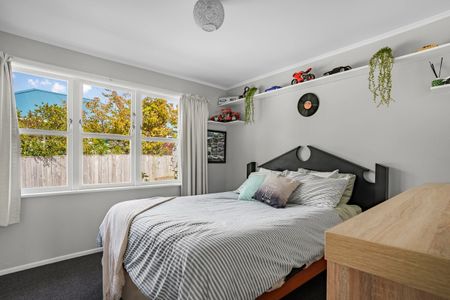 Top quality family home - Photo 5