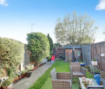 2 bedroom terraced house to rent - Photo 3