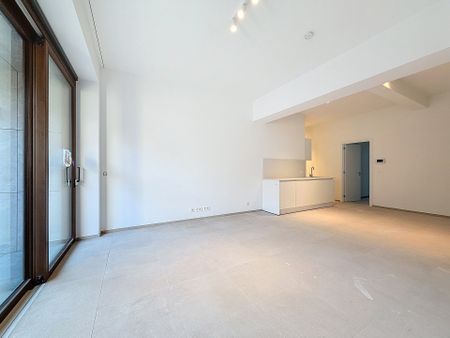 Flat - for rent - Photo 2